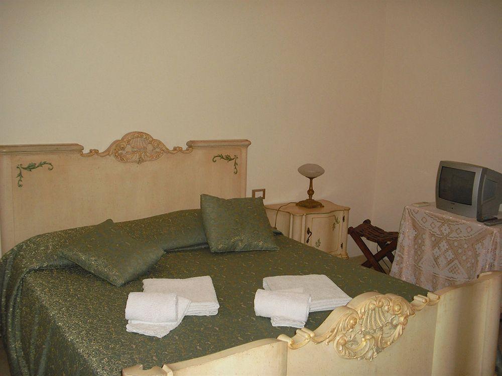 Almaran B&B Trapani Port & City Εξωτερικό φωτογραφία