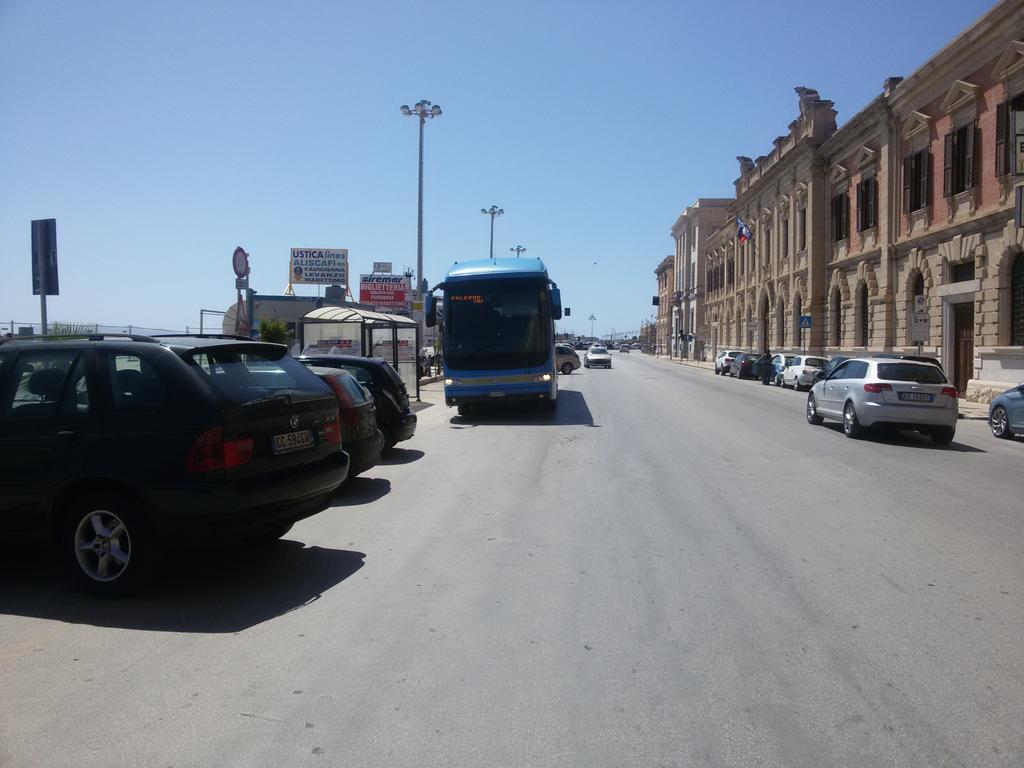 Almaran B&B Trapani Port & City Εξωτερικό φωτογραφία